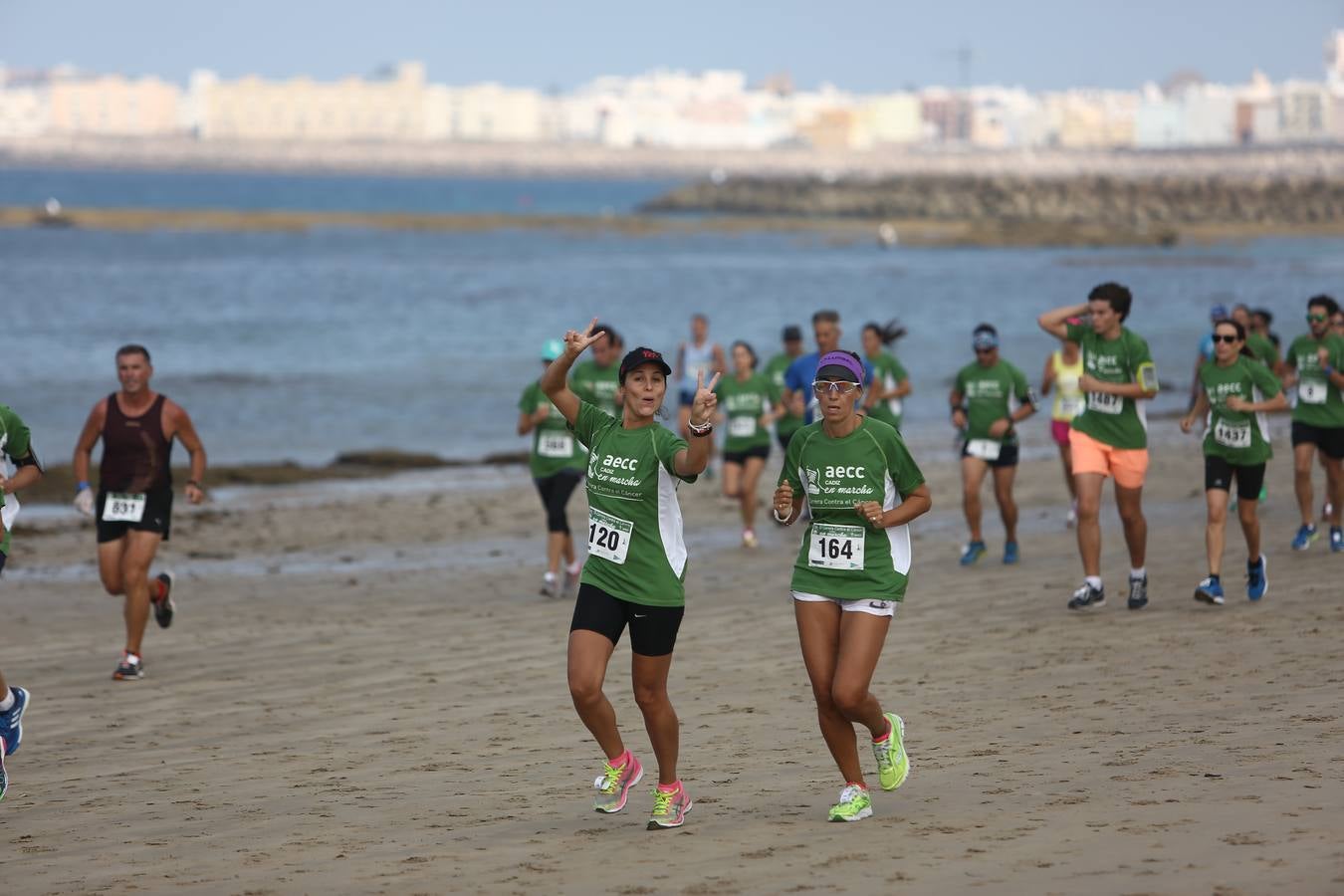 Carrera contra el Cáncer celebrada en Cádiz