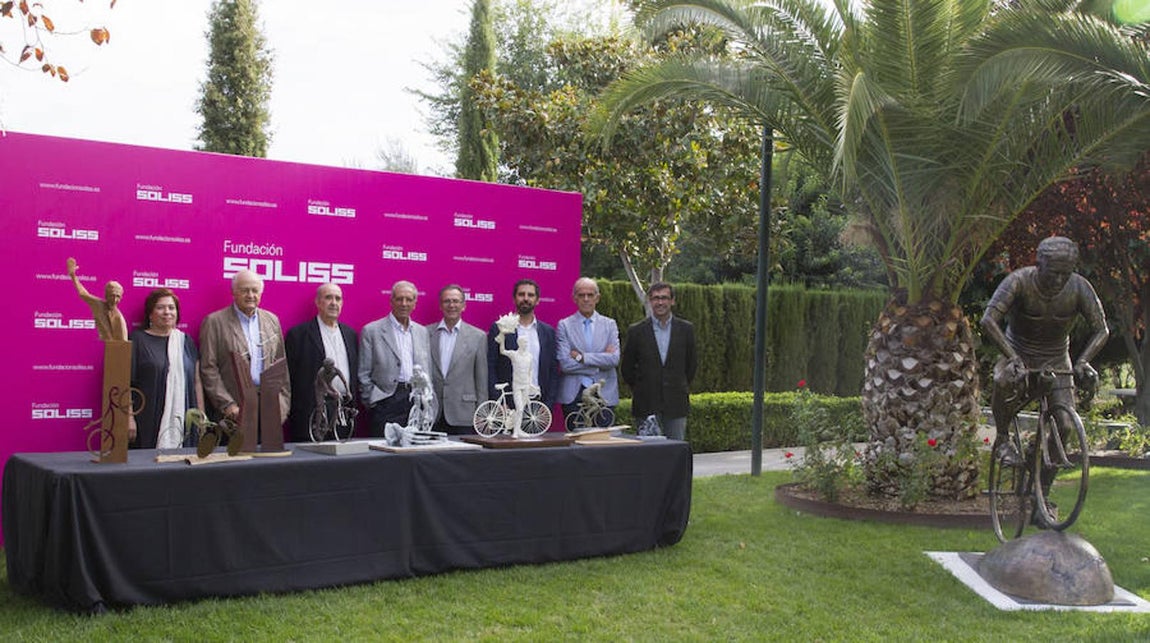 En imágenes: Los proyectos de la escultura de Bahamontes