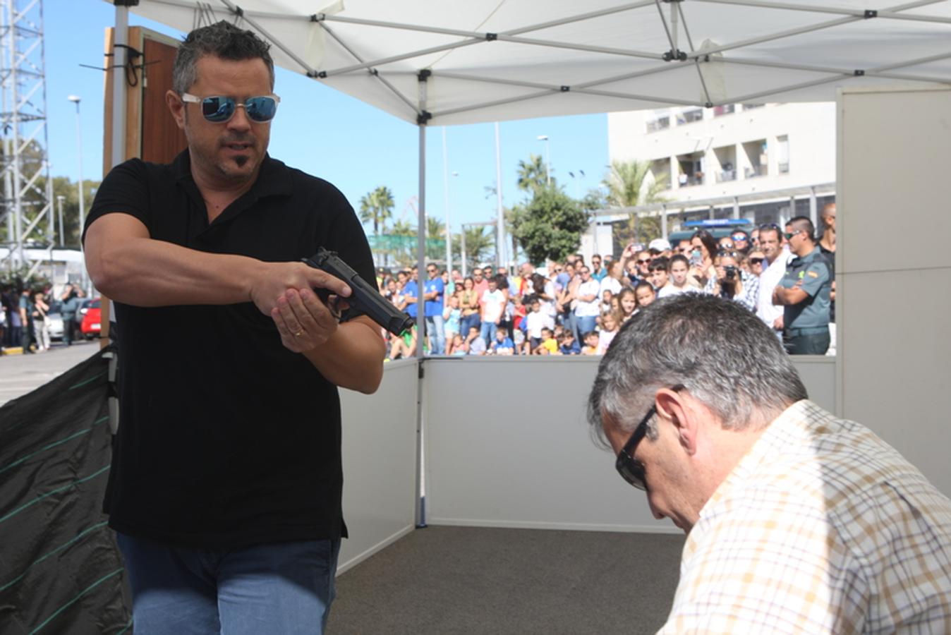 Jornada de puertas abiertas en la Guardia Civil de Cádiz