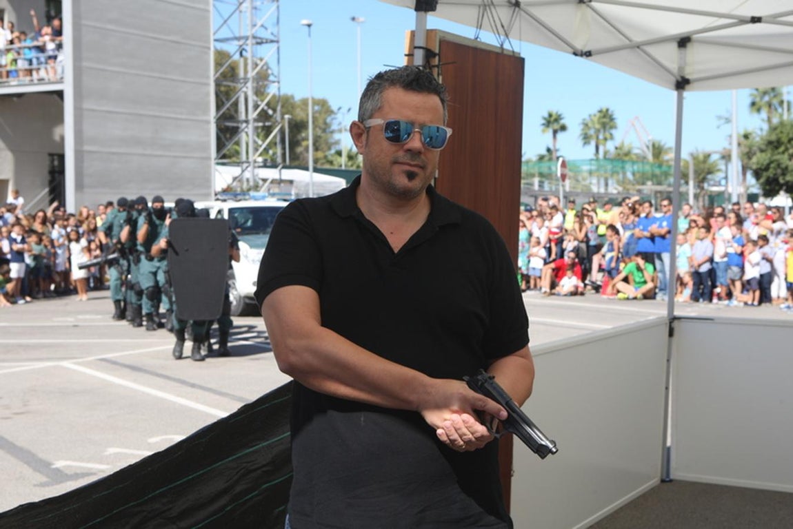 Jornada de puertas abiertas en la Guardia Civil de Cádiz