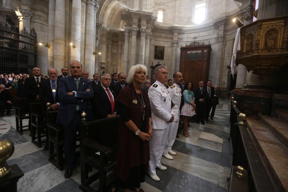 Solemne Función Pontifical en la Catedral