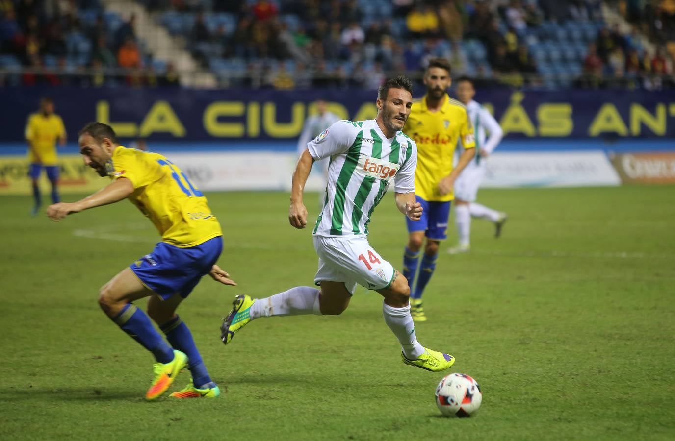 Las mejores imágenes del Cádiz-Córdoba CF en la Copa