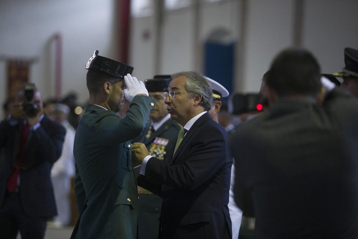 Celebración de la festividad del Pilar de la Guardia Civil de Cádiz