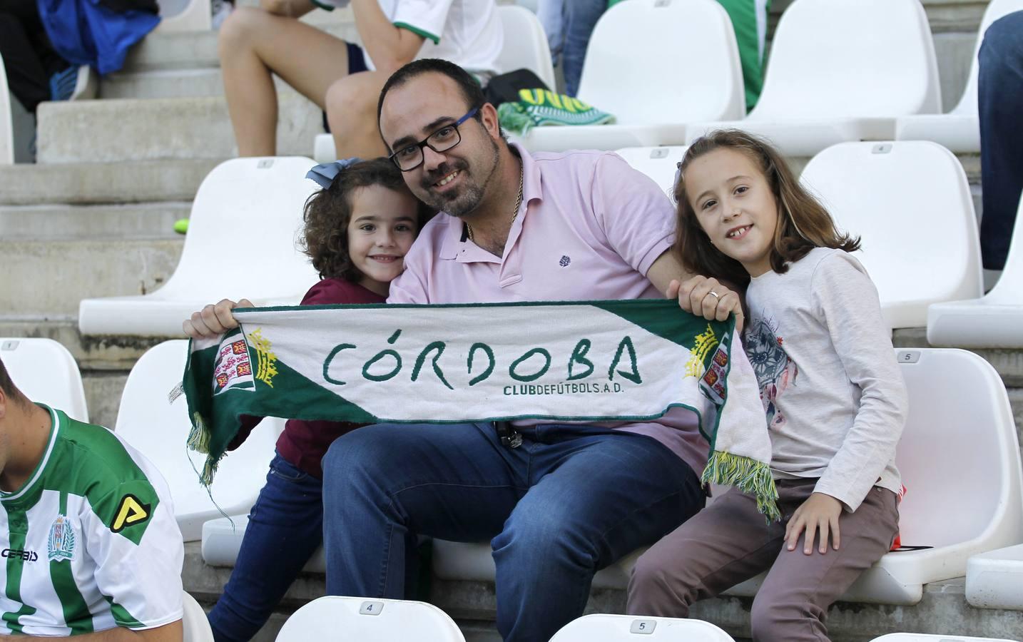 Las imágenes de la grada en el Córdoba CF-Sevilla Atlético