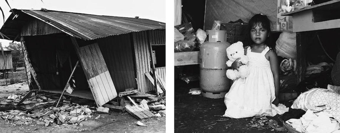 Perderlo todo en 42 segundos. La casa, el negocio, incluso la vida. Esto es lo que experimentaron miles de personas en Ecuador tras el terremoto que sacudió su costa el 16 de abril de 2016. Ana María Centero, con tan solo 7 años, perdió a su madre, aplastada entre los escombros del que fue su hogar en el pueblo pesquero de Daule.Ahora trata de ponerse en pie, como las otras 29.000 personas que se refugiaron en albergues después de que sus casas fuesen destruidas de forma parcial o completa.. 