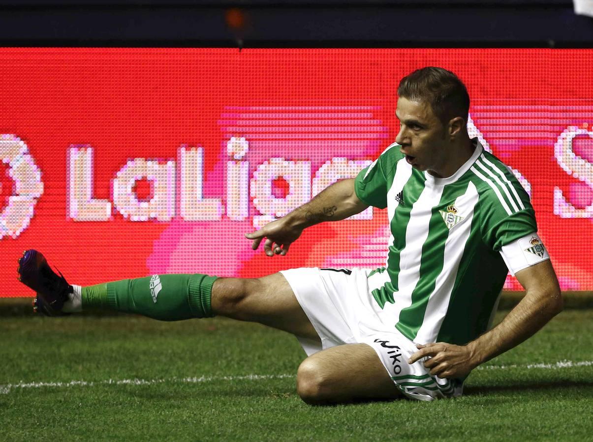 Las mejores imágenes de la victoria del Betis frente al Osasuna