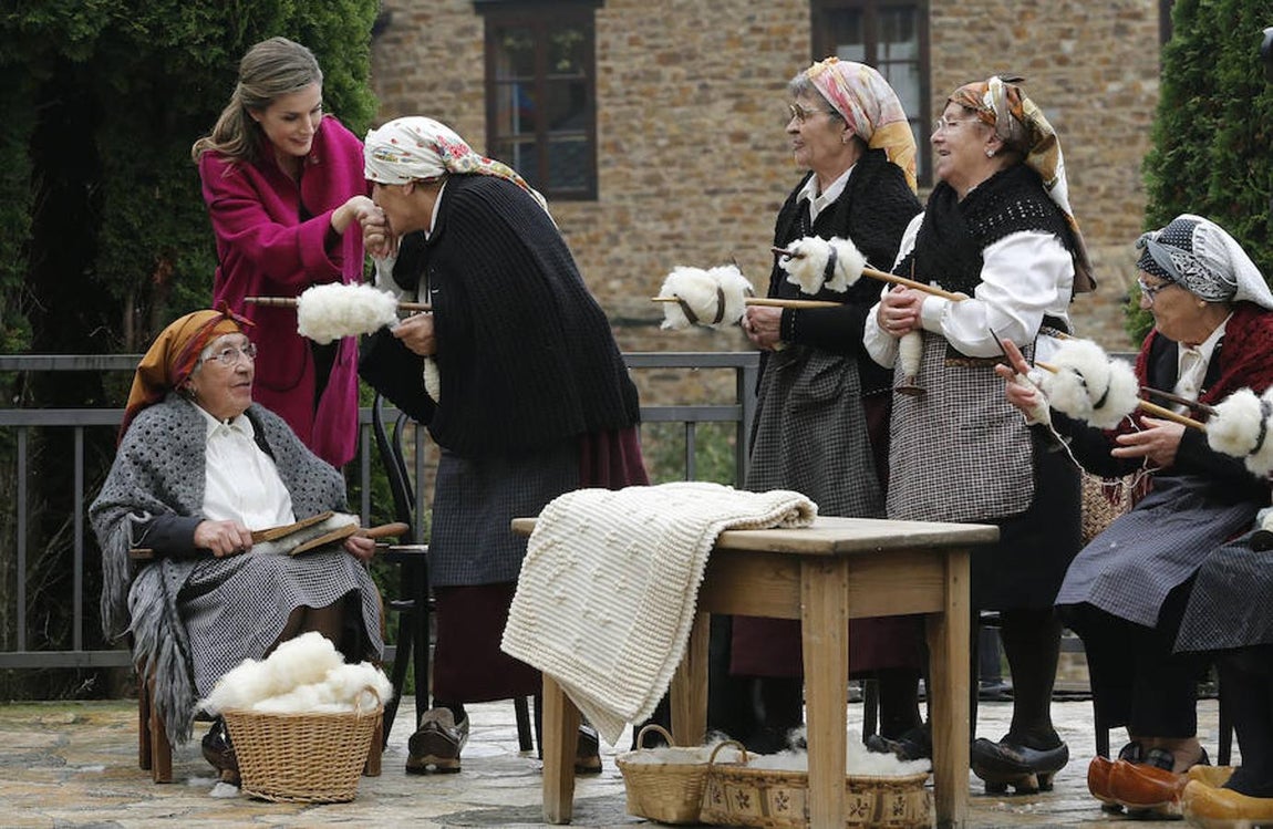 Los vecinos, encantados. Los habitantes del lugar han celebrado la visita de Los Reyes su ciudad