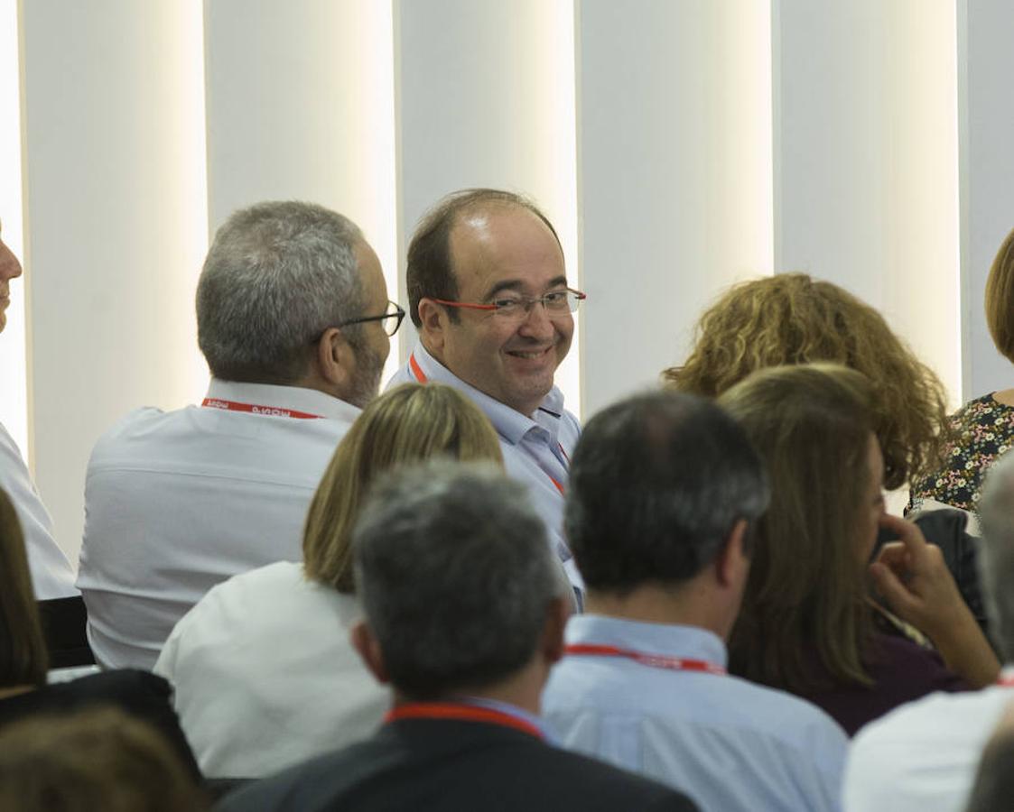 Ambiente que se respiraba antes de que arrancase la reunión.. 