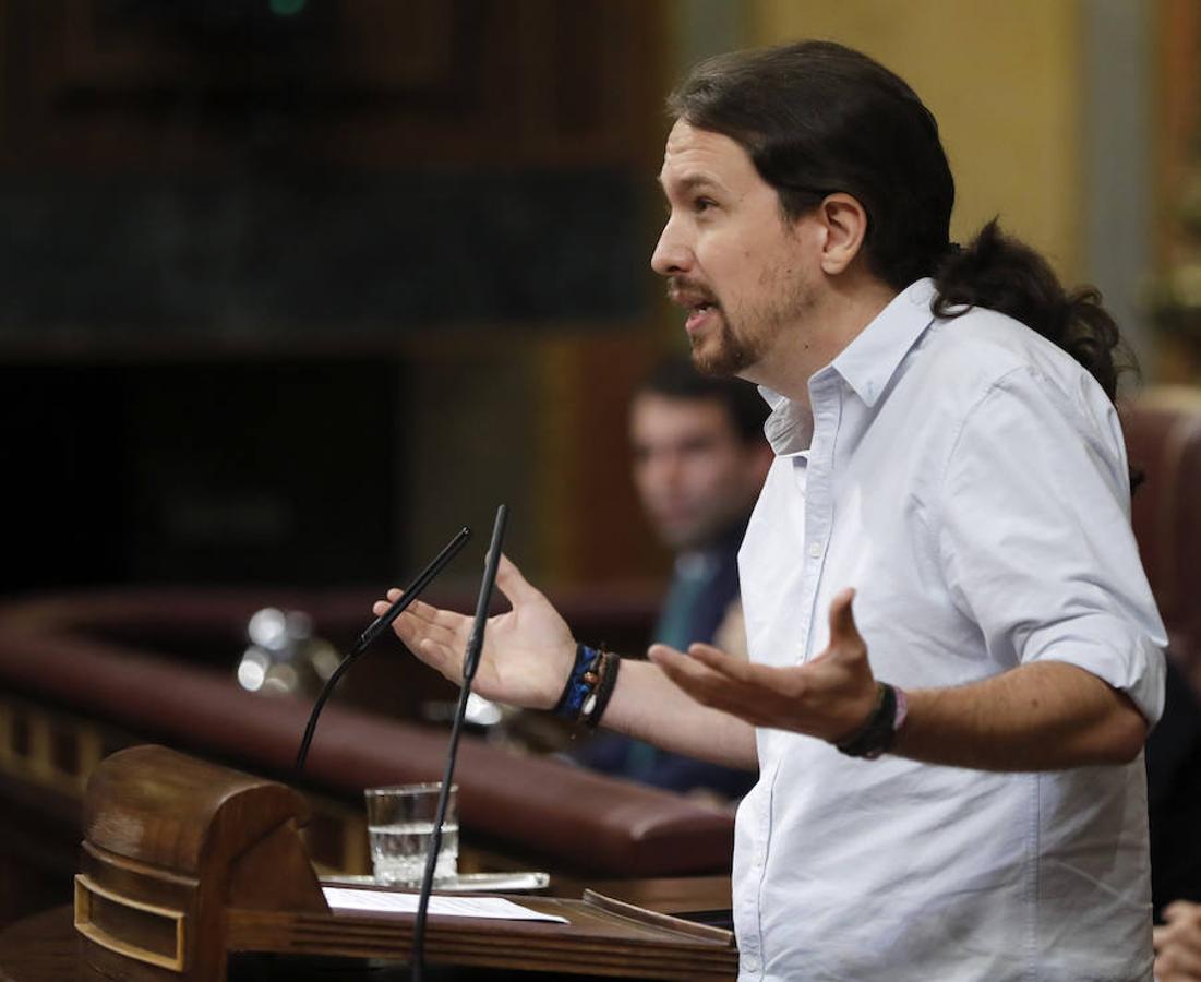 El secretario general de Podemos, Pablo Iglesias, durante su intervención en la segunda jornada del debate de investidura del presidente del Gobierno en funciones, Mariano Rajoy.. 