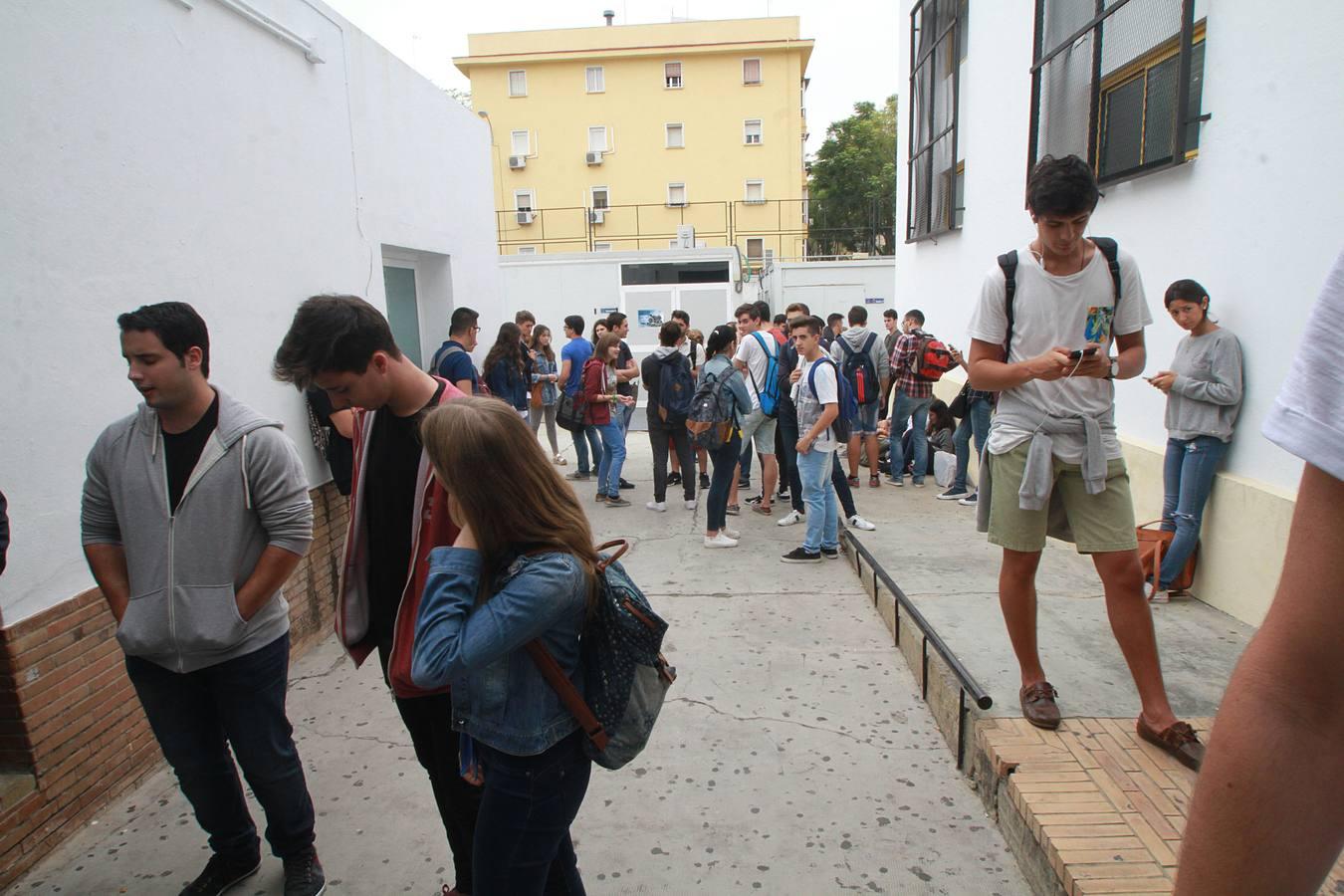 Las horas más bajas de la Escuela Politécnica Superior: 30 años de olvido