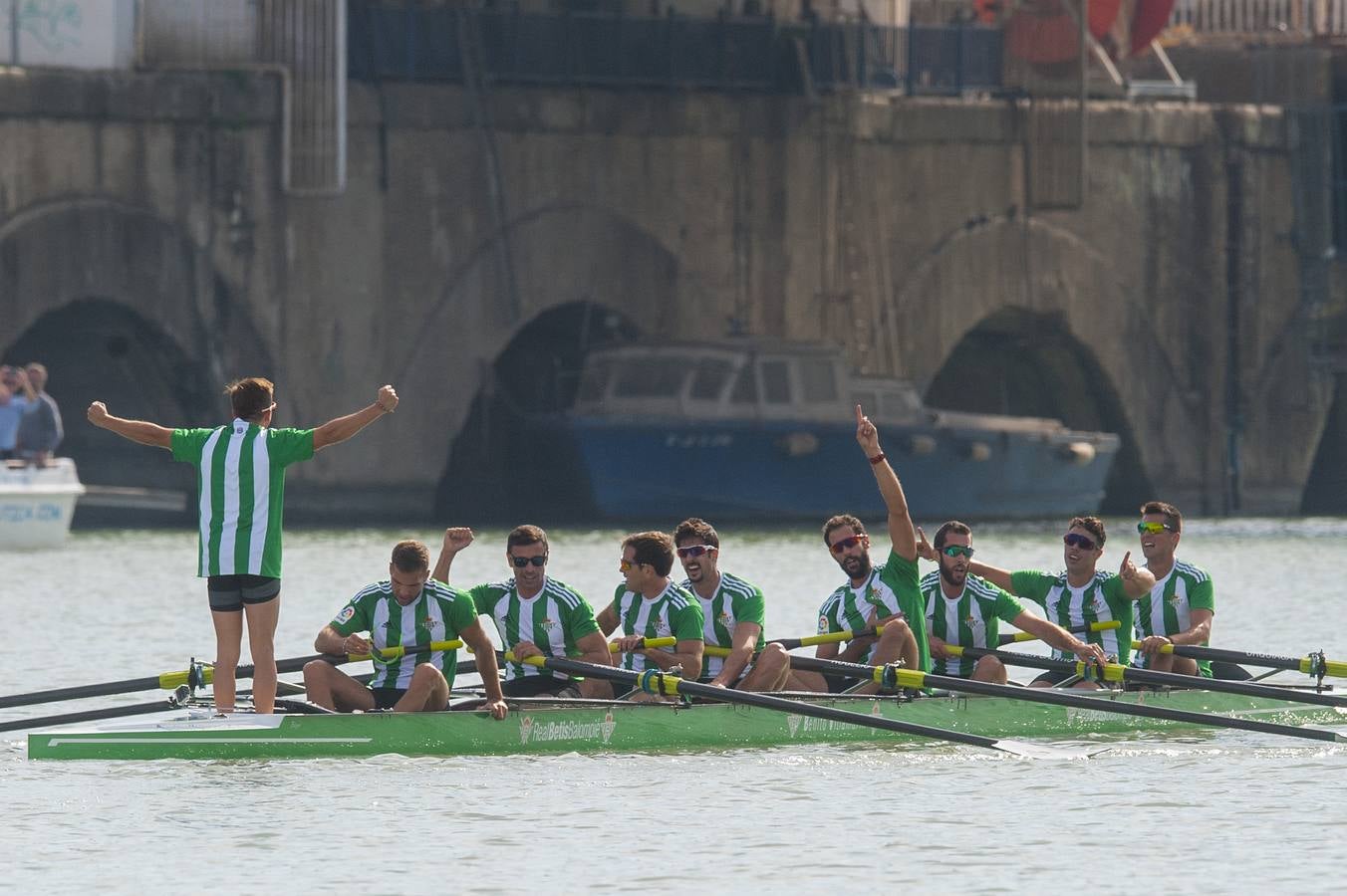 El Betis completó los seis mil metros de la prueba con algo más de veinte segundos de antelación sobre el conjunto sevillista