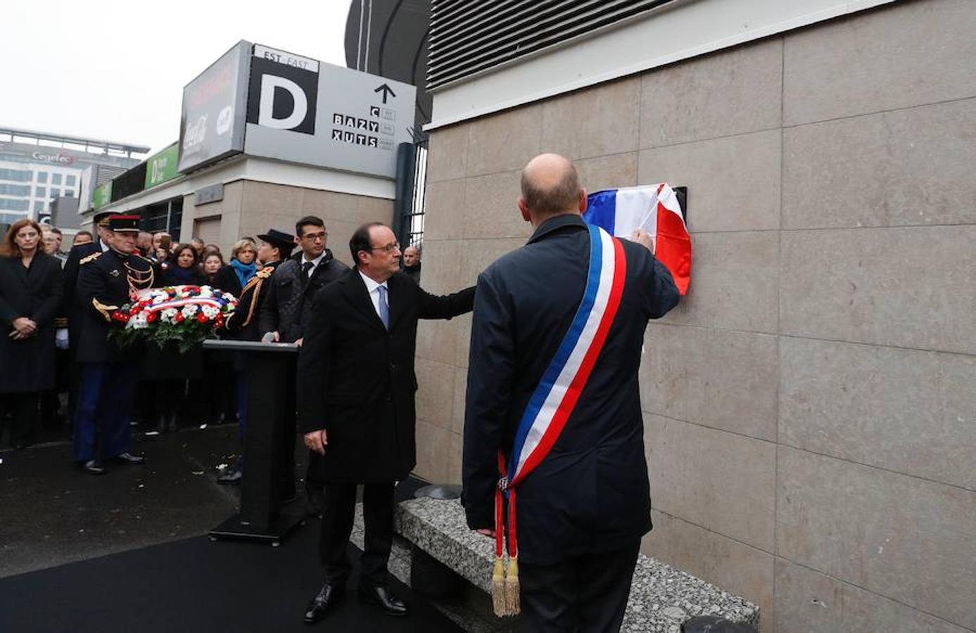 Homenaje a las víctimas de los atentados de París del 13 de noviembre un año después. 