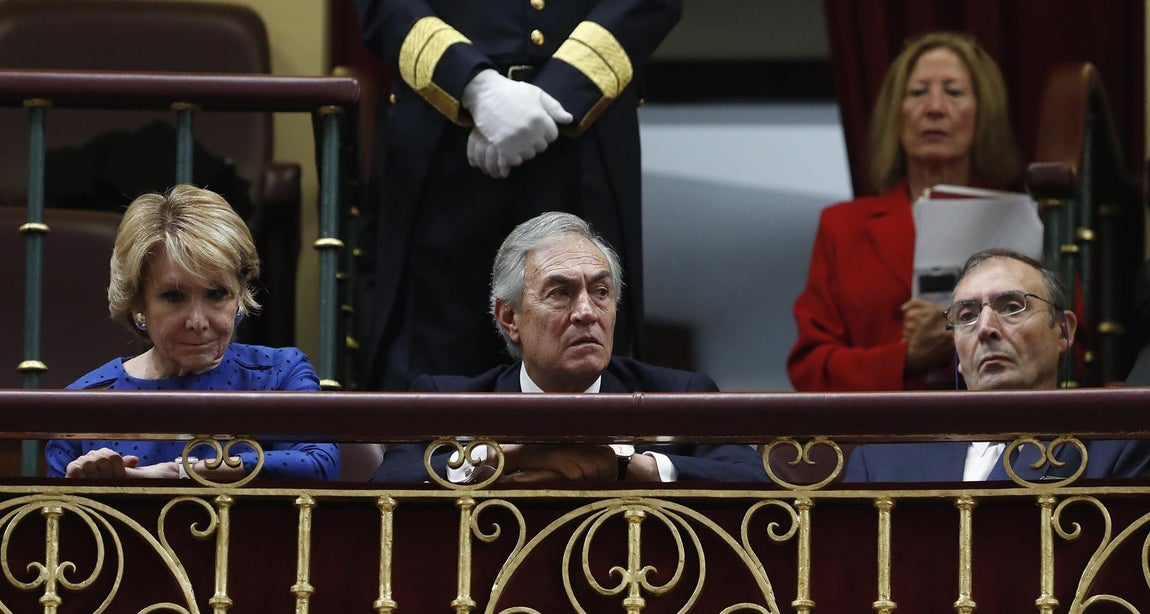 Los expresidentes del Senado Esperanza Aguirre, Juan Ignacio Barrero, y Juan José Laborda. 