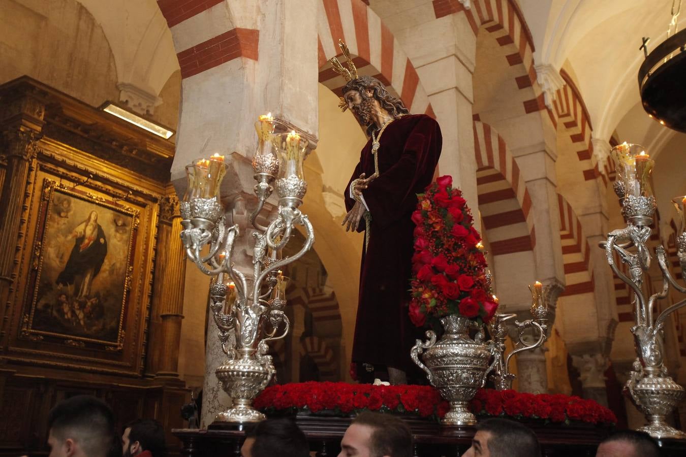 Estampas del Vía Crucis del Señor del Silencio a la Catedral de Córdoba