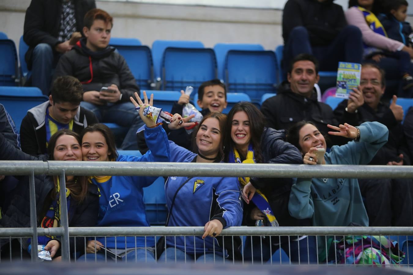 Búscate en las gradas del Estadio Carranza