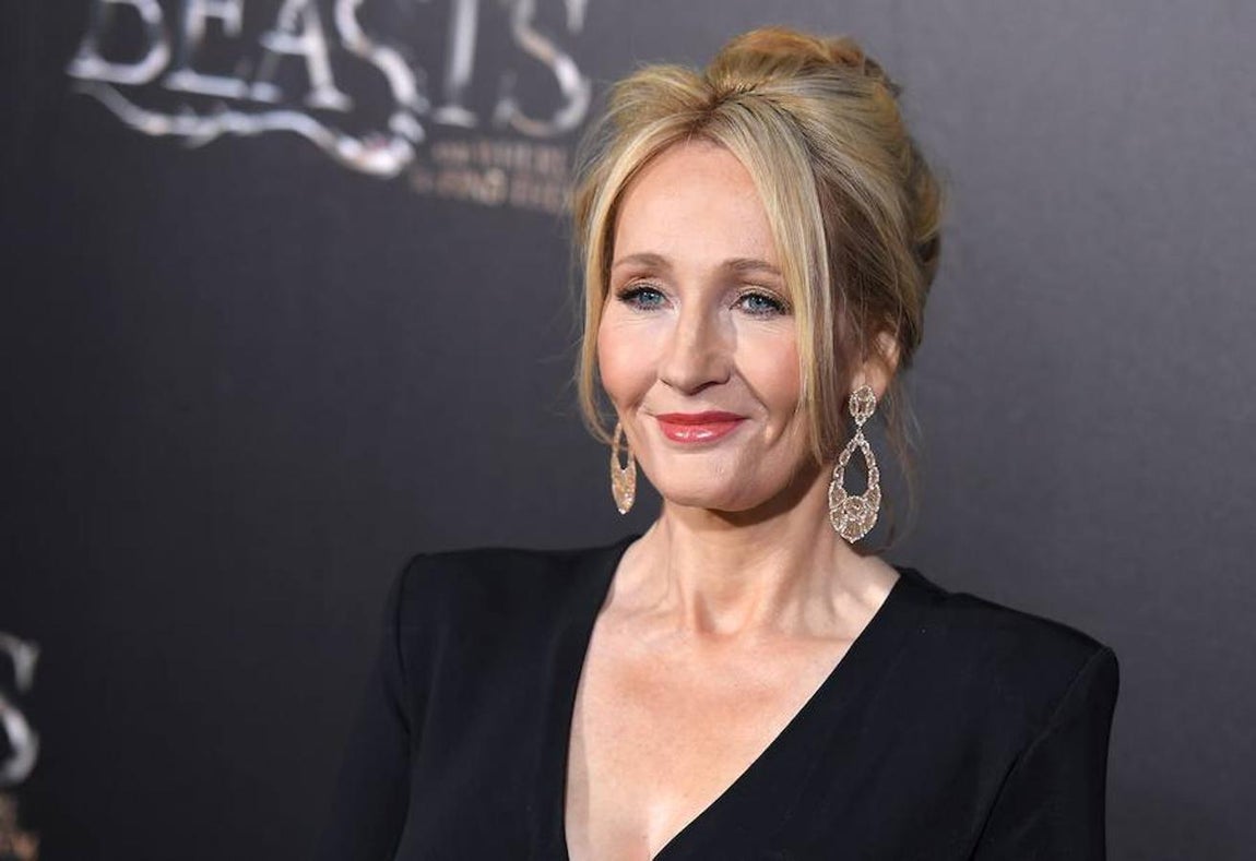 J. K. Rowling, Depresión. En una entrevista concedida al diario The Sunday Times, la autora reveló que pensó en suicidarse cuando sufría depresión siendo madre soltera y sin trabajo