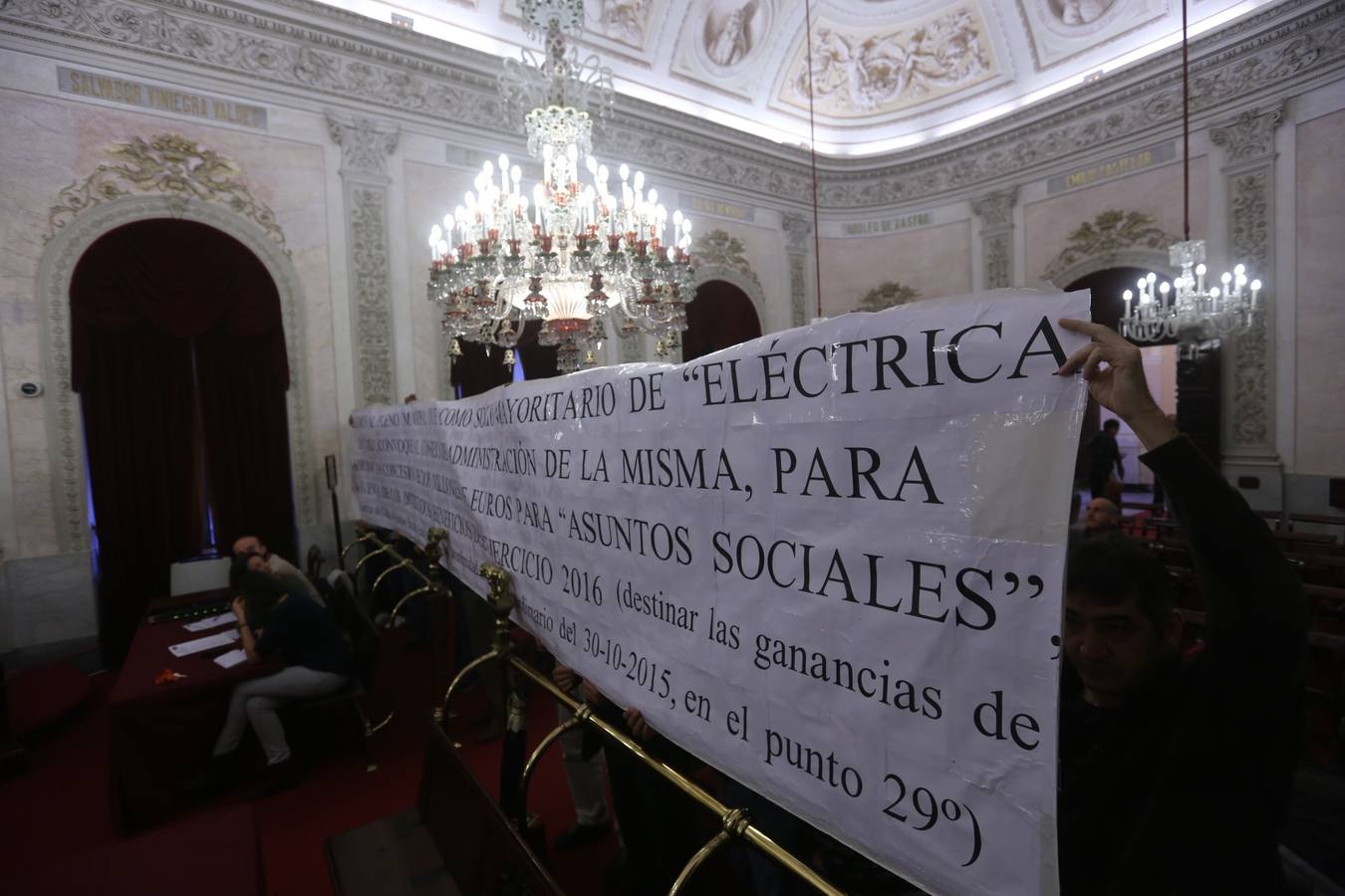 Pleno extraordinario de modificación de los presupuestos