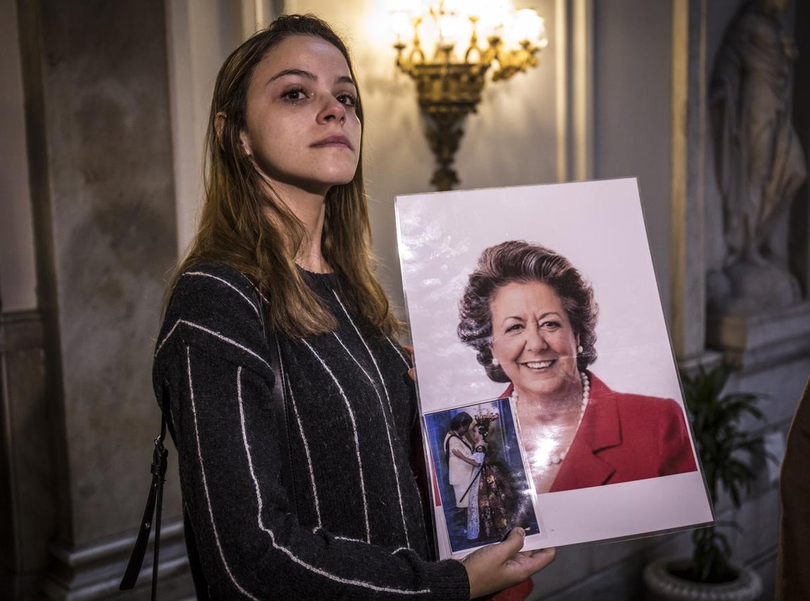 Duelo por la muerte de Rita Barberá. 