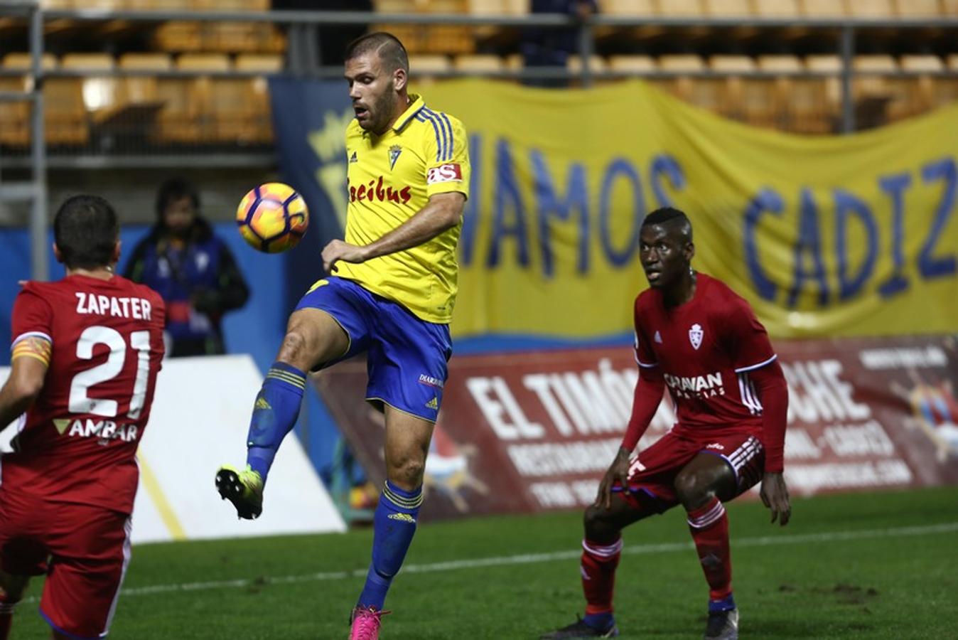 Las imágenes del Cádiz CF- Real Zaragoza