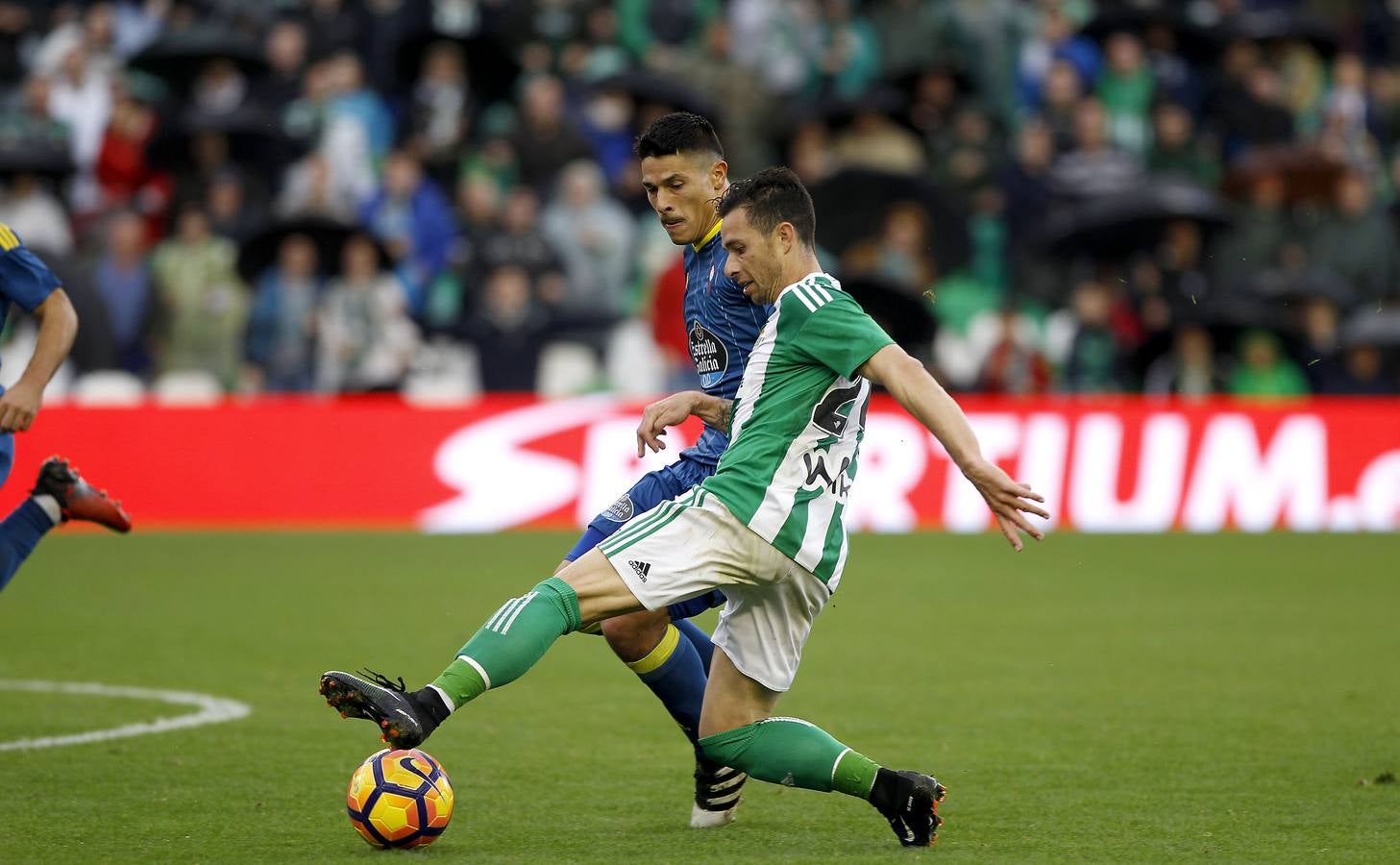 Sufrido empate del Betis en casa (3-3)