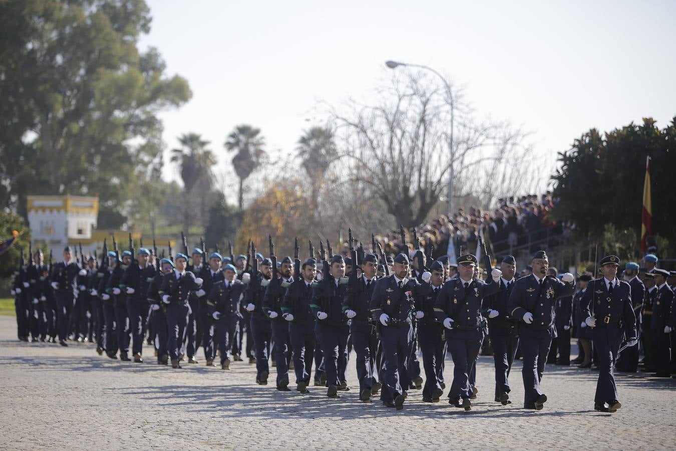 Multitudinaria celebración de la Virgen de Loreto en Tablada