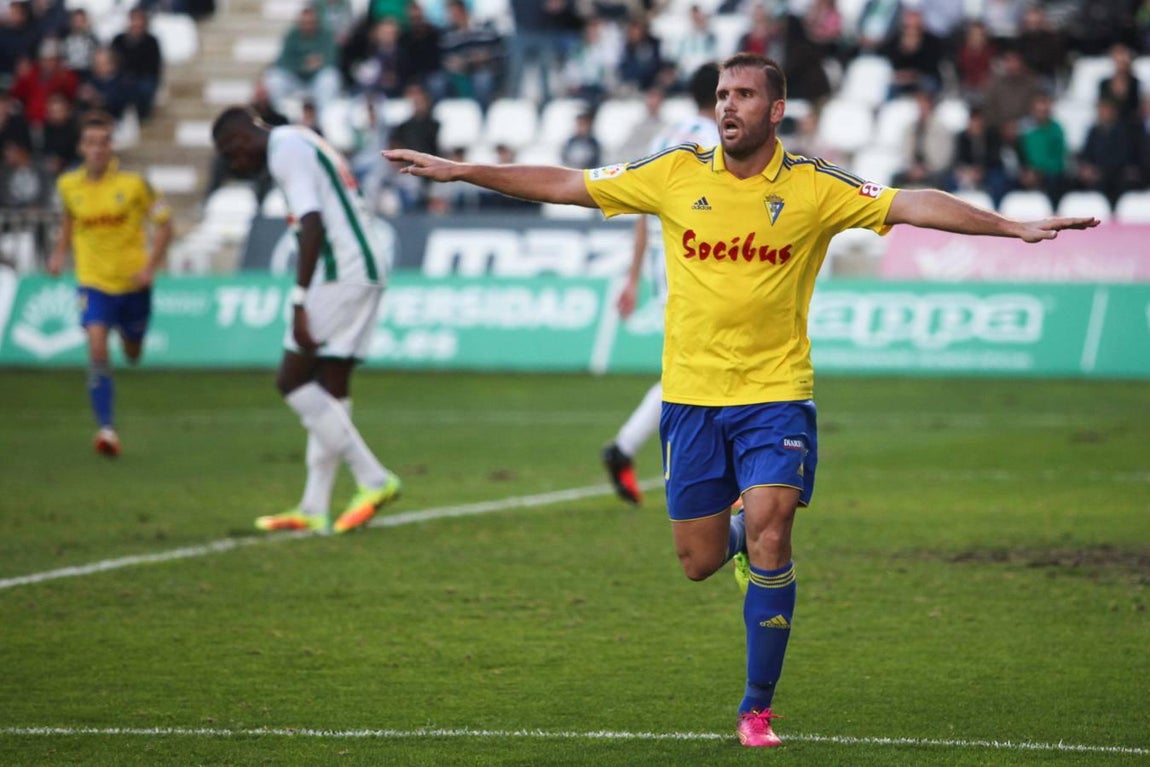 El partido del Cádiz CF frente al Córdoba en imágenes