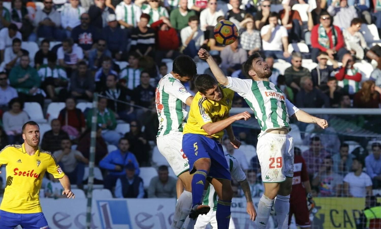 El partido del Cádiz CF frente al Córdoba en imágenes