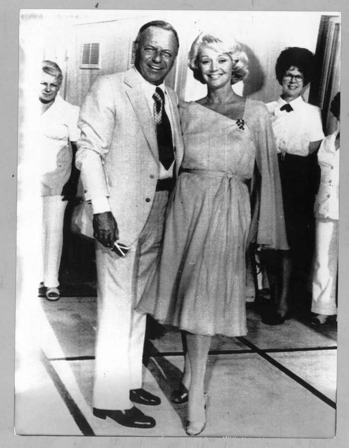 Bárbara Marx. En 1976, Sinatra se casó con Bárbara Marx, ex mujer de Zeppo Marx. Fue su cuarto y último matrimonio