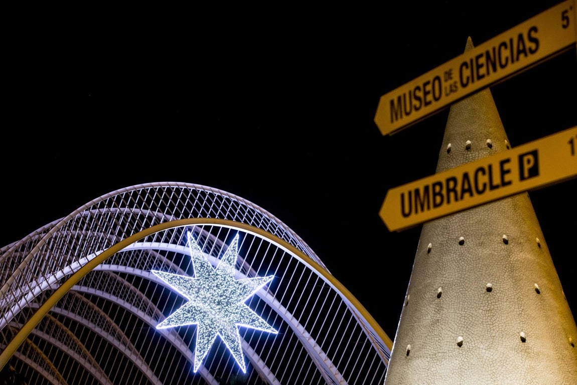 Así luce Valencia de Navidad. 