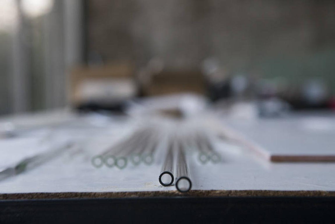 Pizarro descubrió este material como resultado de una colaboración para el Museo del Vidrio. 