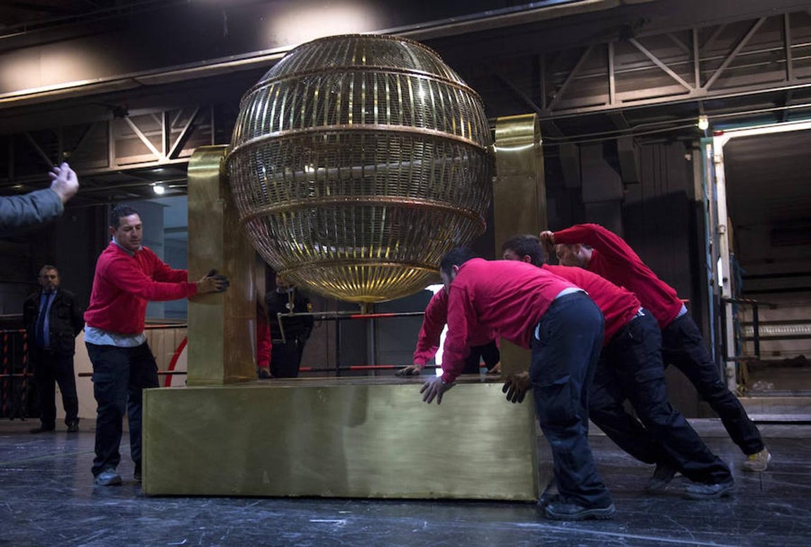 Todo preparado para el Sorteo Extraordinario de Navidad. 