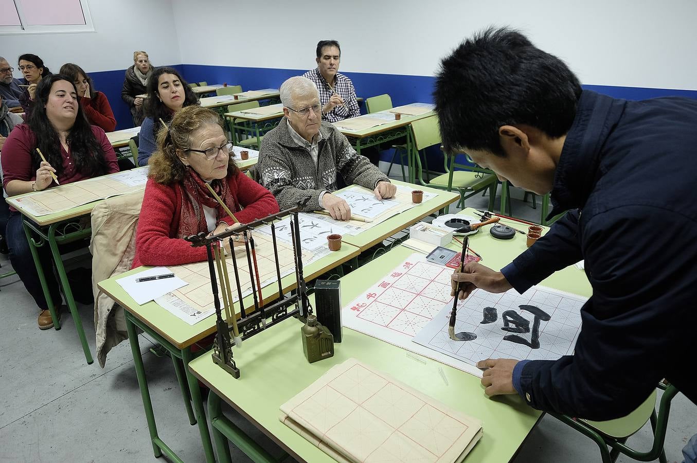 ¿Dónde aprenden chino los chinos «sevillanos» que no saben chino?