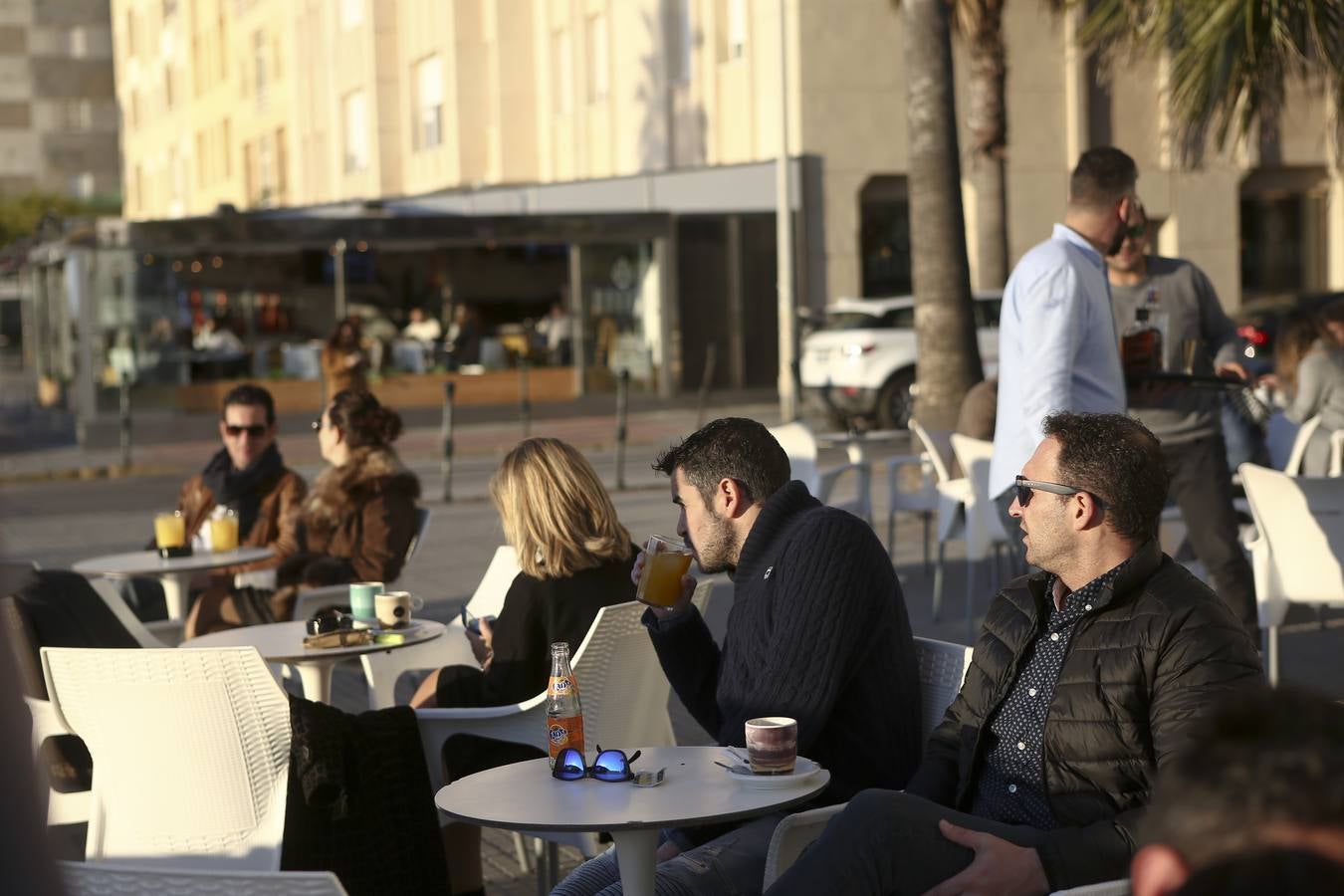 El sol acompaña la Navidad en Cádiz