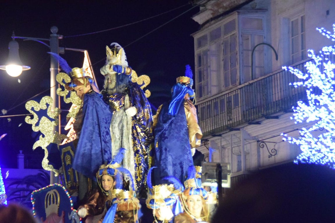 FOTOS: El paso de los Reyes Magos por las ciudades de la Bahía