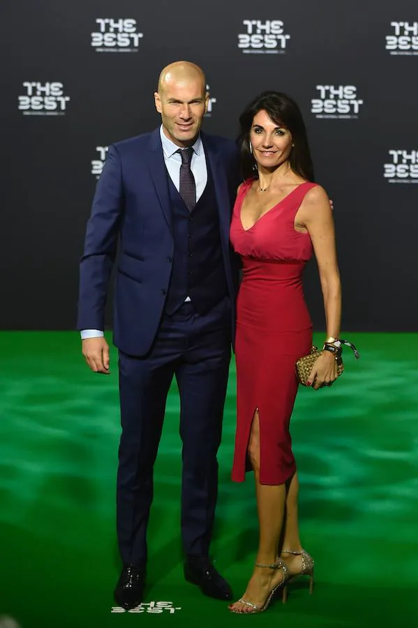 Zidane luce con su mujer, Veronique