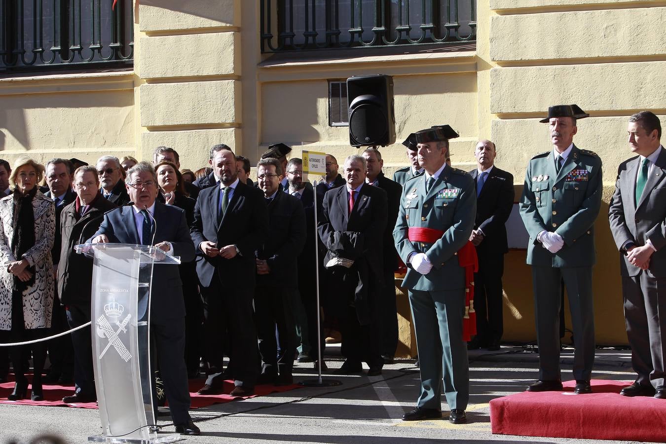 La toma de posesión del nuevo jefe de la Guardia Civil, en imágenes