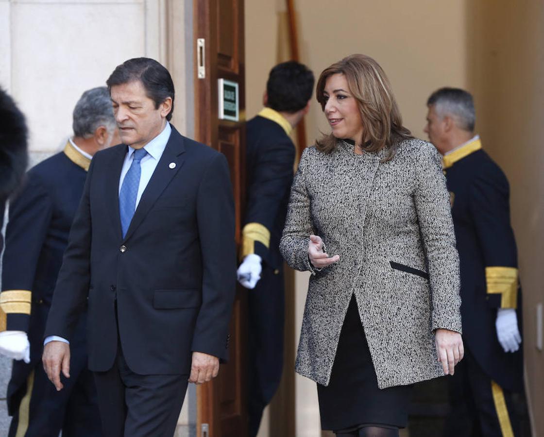 Susana Díaz conversa con Javier Fernández, presidente de Asturias y de la gestora del PSOE. 