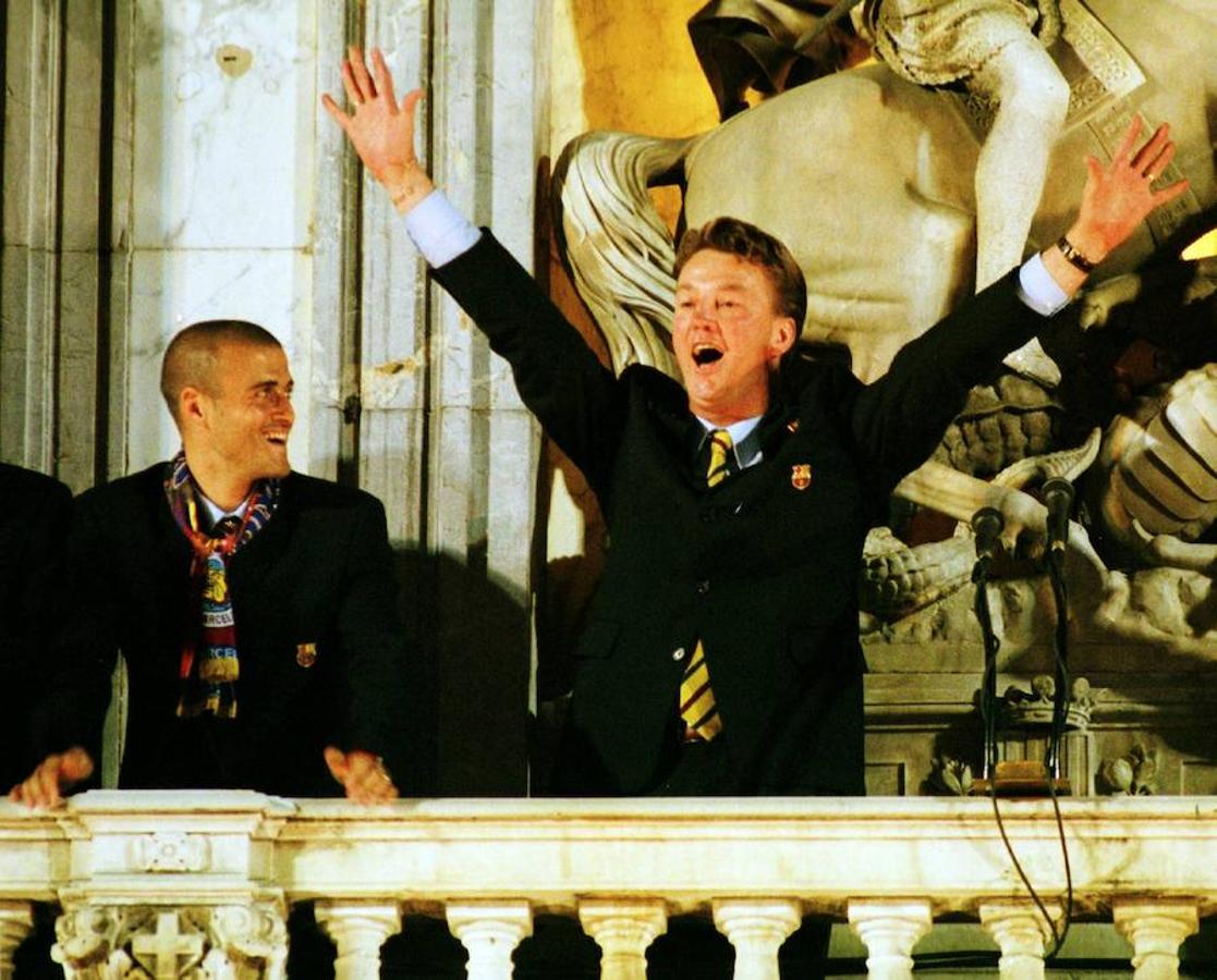 La carrera de Van Gaal, en imágenes