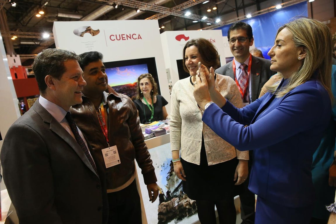 La inauguración del stand de Castilla-La Mancha en Fitur, en imágenes