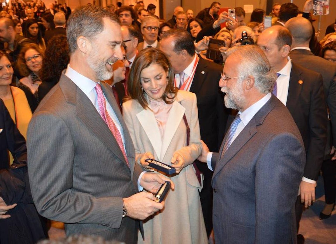 La inauguración del stand de Castilla-La Mancha en Fitur, en imágenes