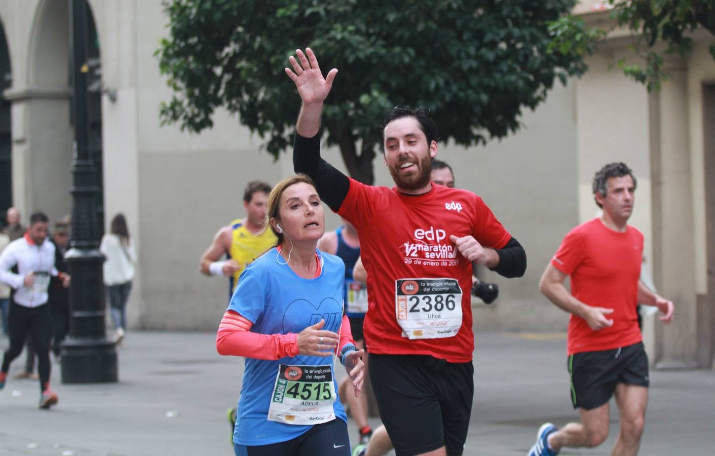 ¿Has corrido la Media Maratón de Sevilla? ¡Búscate en las imágenes!