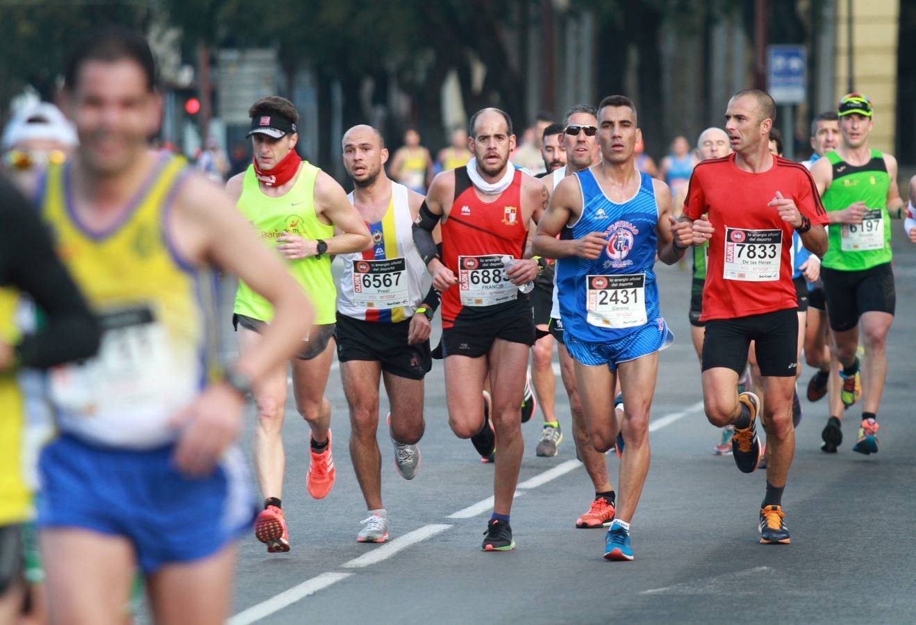 ¿Has corrido la Media Maratón de Sevilla? ¡Búscate en las imágenes!