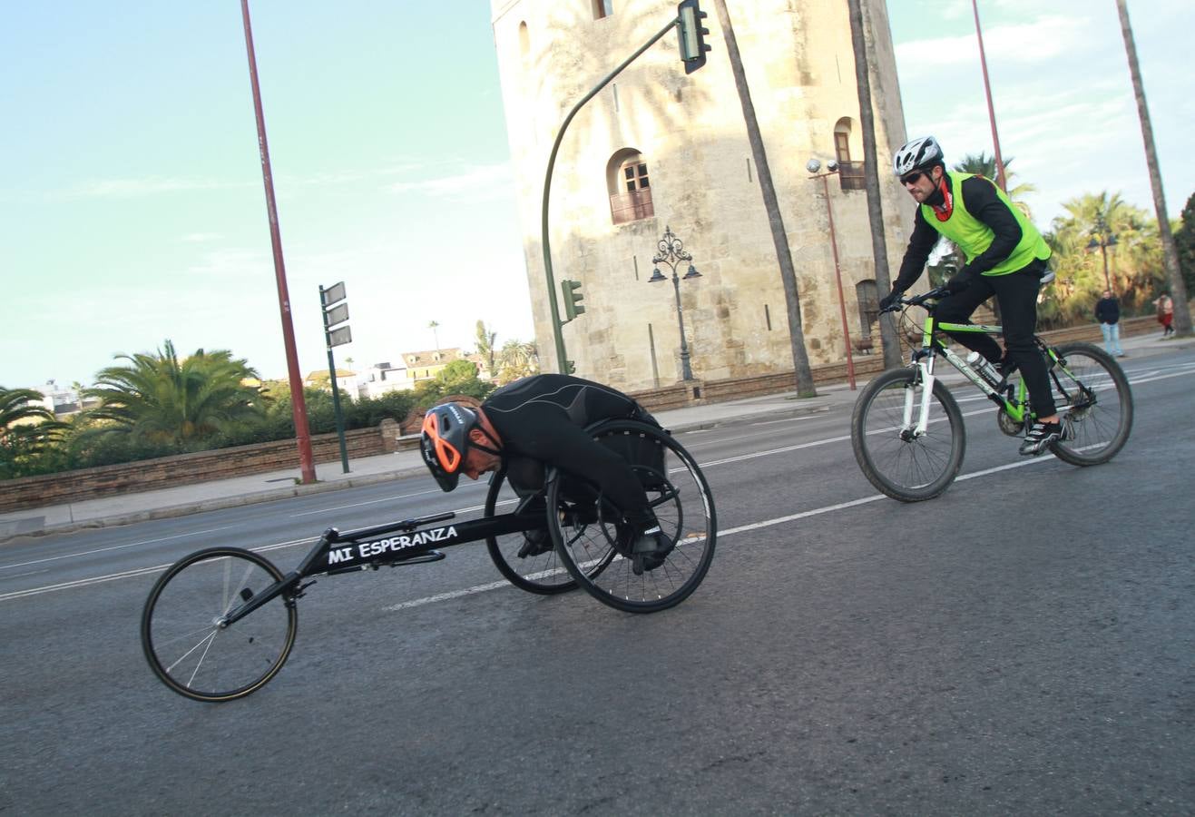 ¿Has corrido la Media Maratón de Sevilla? ¡Búscate en las imágenes!