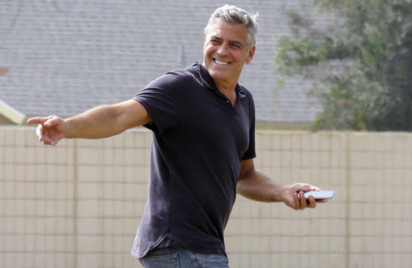 George Clooney. «Podría publicar algo estúpido y no me quiero arriesgar a ello».