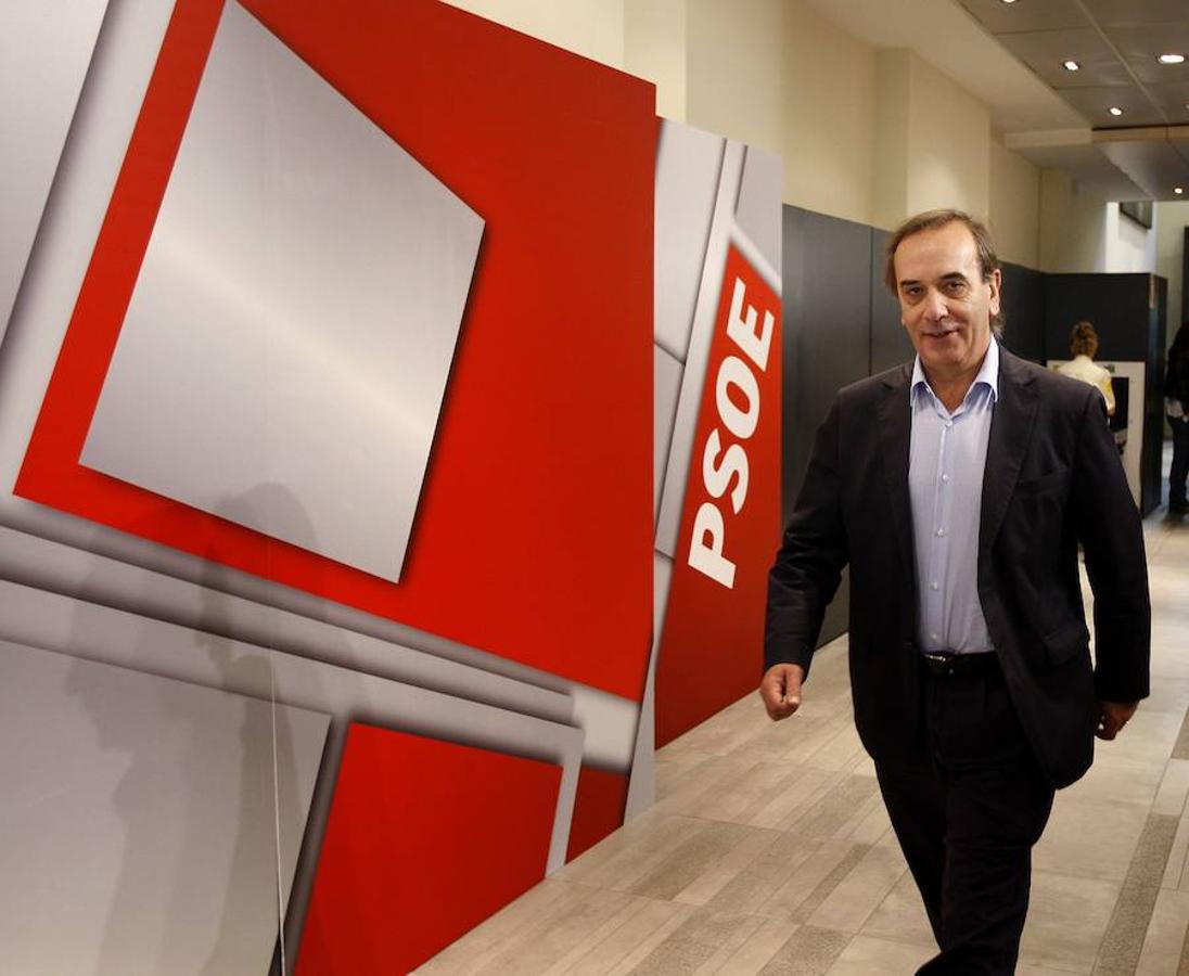 Alonso el día del Comité Federal del PSOE en el que Alfredo Pérez Rubalcaba anunció que sería candidato a la Secretaría General del partido. 