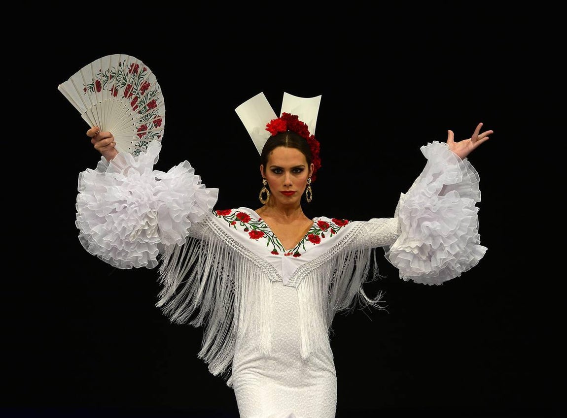 Primeros desfiles del salón de moda flamenca, SIMOF 2017