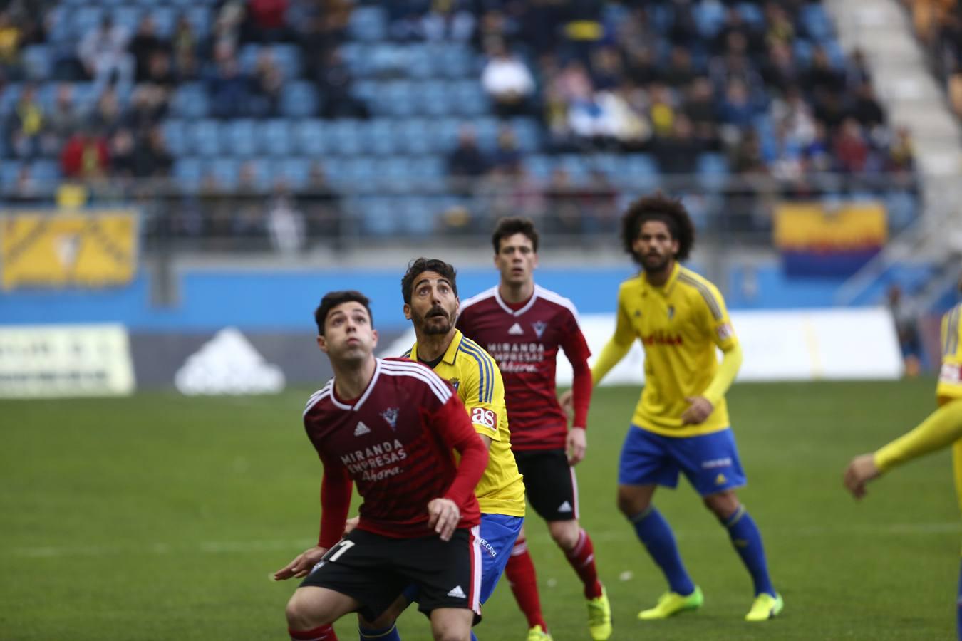 Cádiz C.F. - Mirandés (2-1)