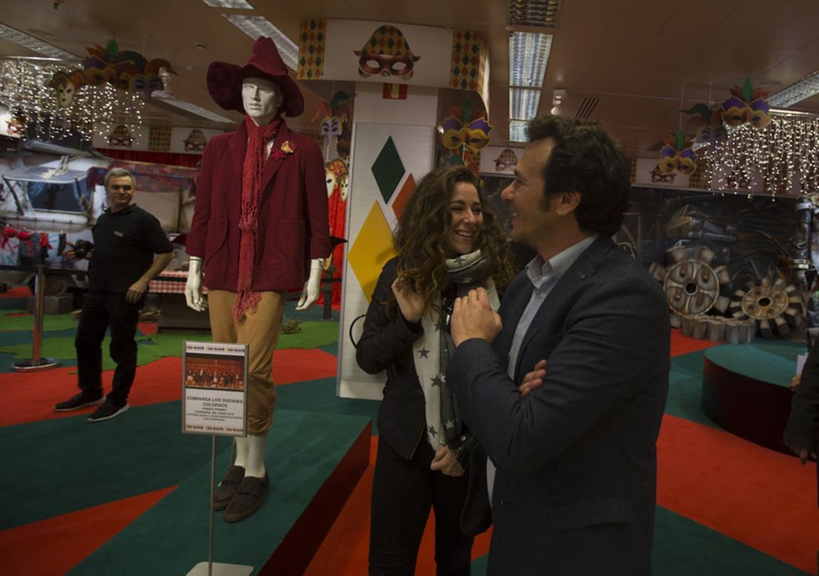 Exposición sobre Carnaval en el Corte Inglés Bahía de Cádiz