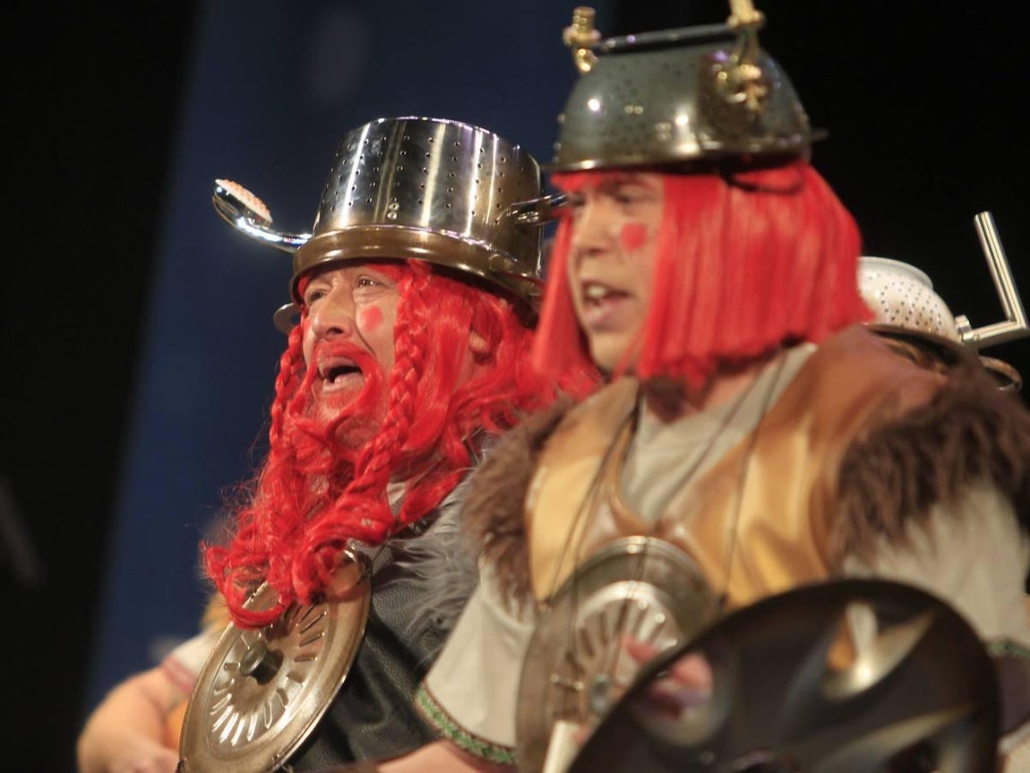 Fotos: Chirigota Los de Cádiz norte