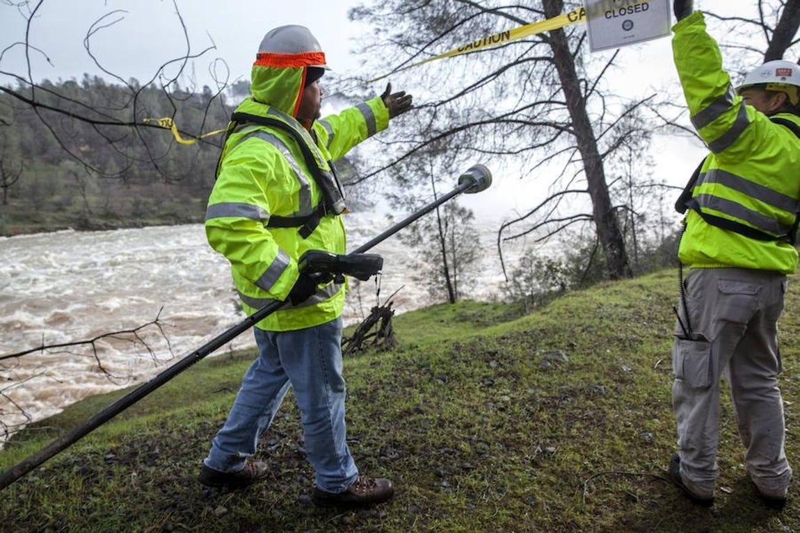 En imágenes: la presa de más alta de EE.UU., en riesgo de desbordamiento